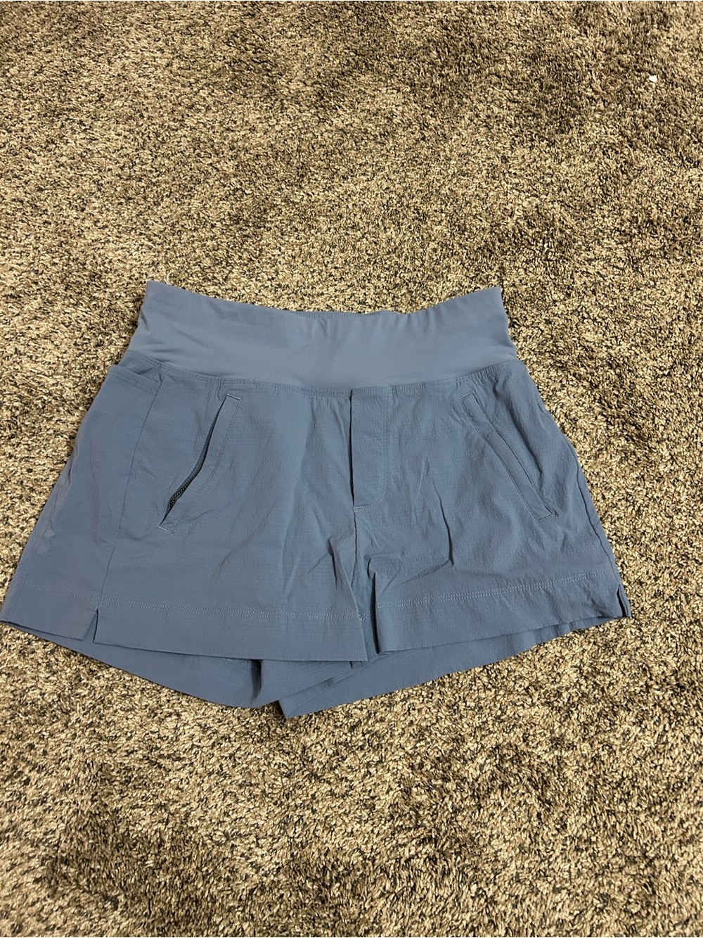 Athleta Trekkie North Mid Rise Blue 3.5" Short